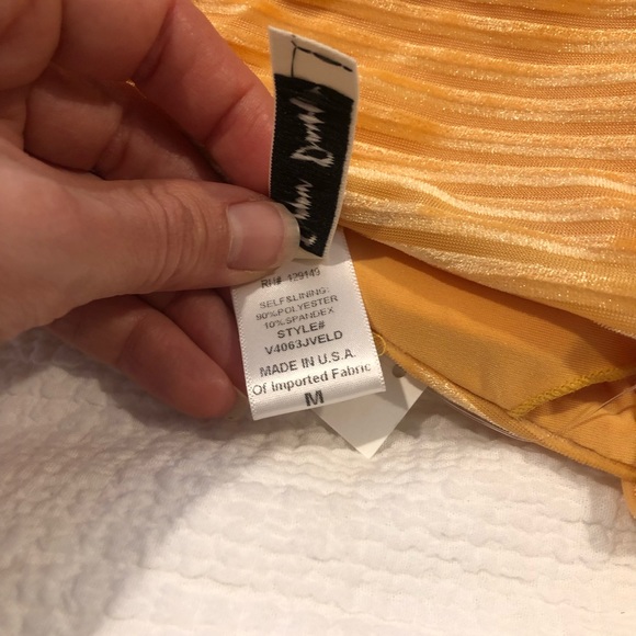 Dippin Daisy’s bathing suit top - Picture 4 of 7